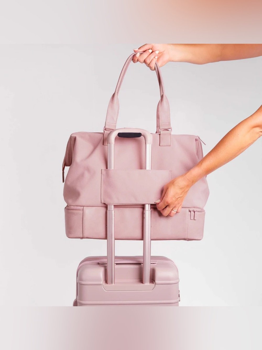 BEIS Mini Weekender in Atlas Pink 💕 - Picture 6 of 11